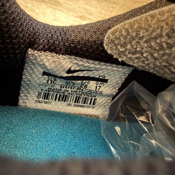 Nike Youth Soccer Cleats Size 11C Black Gray Blue Firm Ground FG - Picture 4 of 7